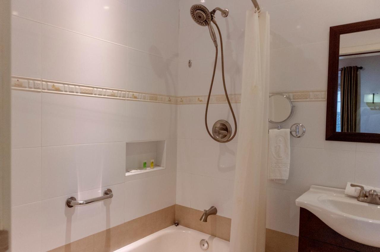 Frederick'S Lodge Kumasi Luaran gambar